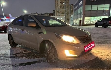 KIA Rio III рестайлинг, 2012 год, 825 000 рублей, 2 фотография