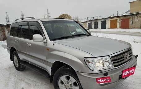 Toyota Land Cruiser 100 рестайлинг 2, 2005 год, 2 130 000 рублей, 4 фотография