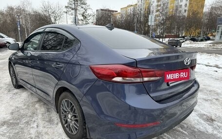 Hyundai Elantra VI рестайлинг, 2016 год, 1 099 000 рублей, 4 фотография