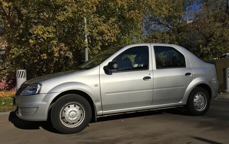 Renault Logan I, 2014 год, 580 000 рублей, 2 фотография