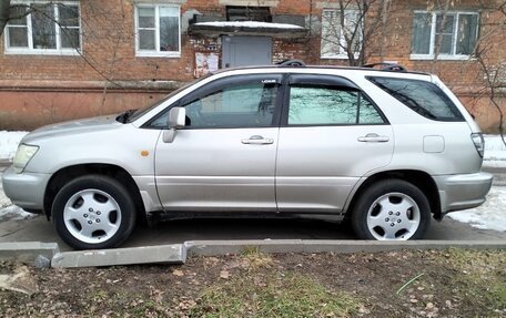 Lexus RX IV рестайлинг, 2001 год, 600 000 рублей, 2 фотография