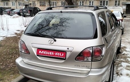 Lexus RX IV рестайлинг, 2001 год, 600 000 рублей, 4 фотография