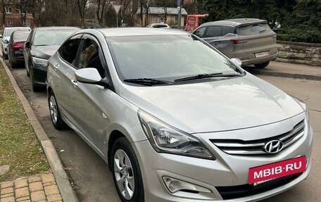 Hyundai Solaris II рестайлинг, 2016 год, 1 100 000 рублей, 5 фотография