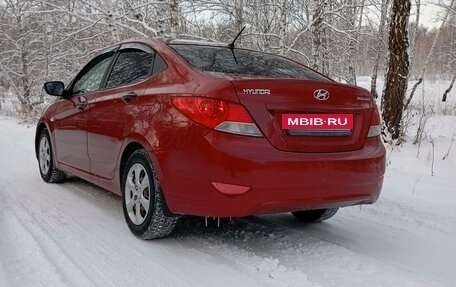 Hyundai Solaris II рестайлинг, 2012 год, 675 000 рублей, 2 фотография