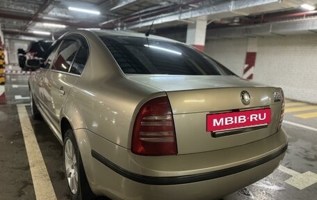 Skoda Superb III рестайлинг, 2005 год, 750 000 рублей, 2 фотография