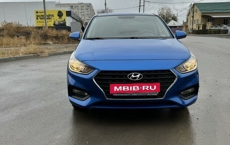 Hyundai Solaris II рестайлинг, 2018 год, 1 300 000 рублей, 4 фотография