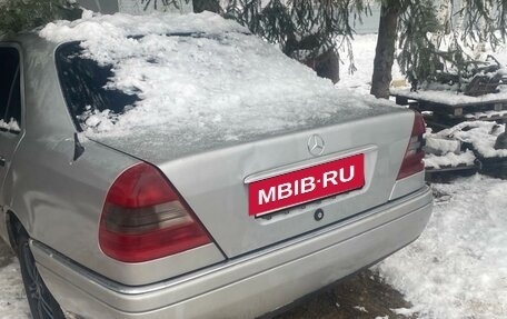 Mercedes-Benz C-Класс, 1995 год, 280 000 рублей, 2 фотография