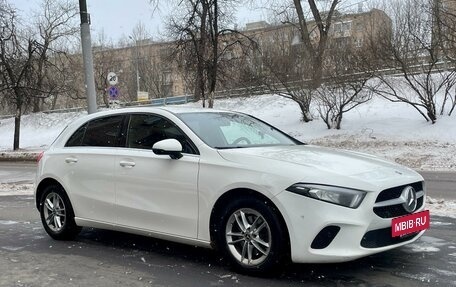 Mercedes-Benz A-Класс, 2018 год, 2 170 000 рублей, 10 фотография