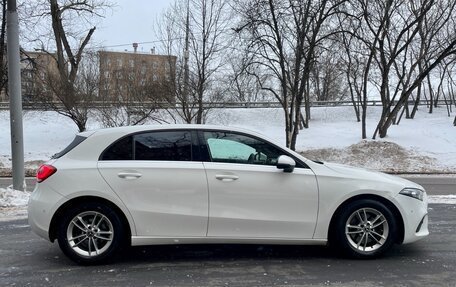 Mercedes-Benz A-Класс, 2018 год, 2 170 000 рублей, 14 фотография