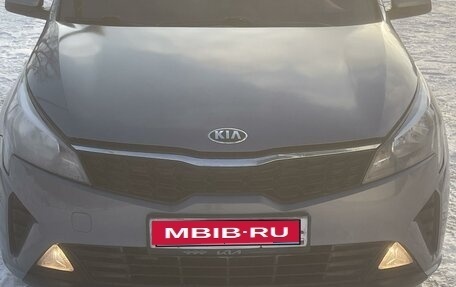 KIA Rio IV, 2021 год, 1 348 000 рублей, 1 фотография