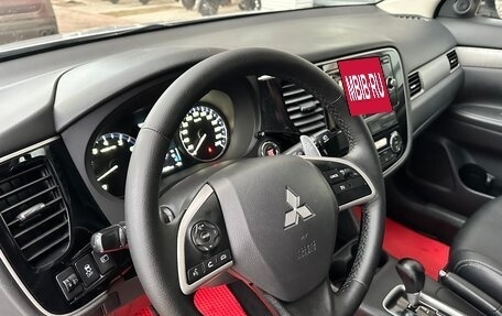 Mitsubishi Outlander III рестайлинг 3, 2013 год, 1 350 000 рублей, 14 фотография