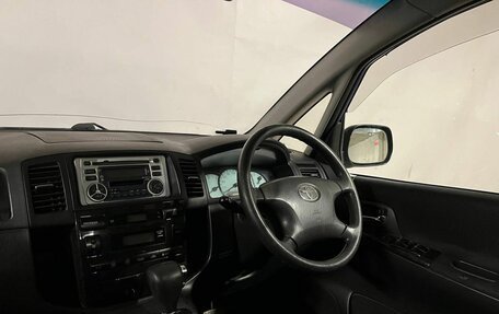 Toyota Corolla Spacio II, 2001 год, 680 000 рублей, 13 фотография