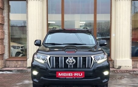 Toyota Land Cruiser Prado 150 рестайлинг 2, 2019 год, 5 650 000 рублей, 2 фотография