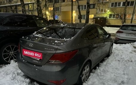 Hyundai Solaris II рестайлинг, 2015 год, 645 000 рублей, 4 фотография