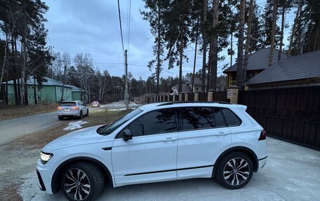 Volkswagen Tiguan II, 2018 год, 3 750 000 рублей, 6 фотография