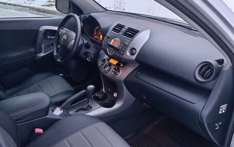 Toyota RAV4, 2008 год, 1 280 000 рублей, 12 фотография