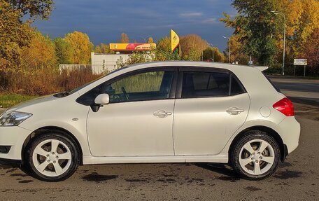 Toyota Auris II, 2009 год, 950 000 рублей, 1 фотография