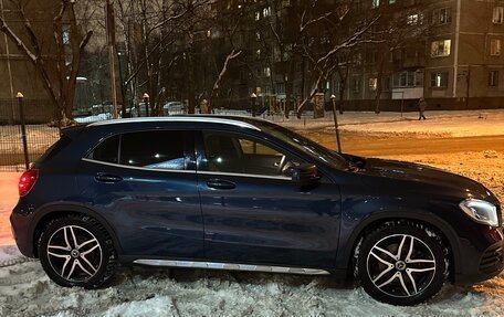 Mercedes-Benz GLA, 2019 год, 3 450 000 рублей, 2 фотография