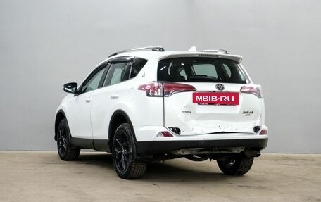 Toyota RAV4, 2018 год, 2 510 000 рублей, 6 фотография