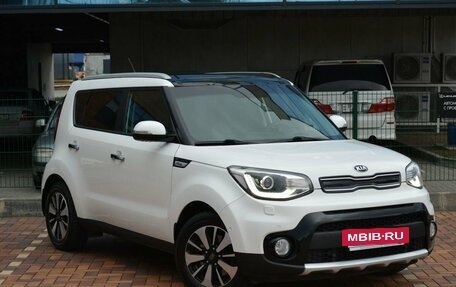 KIA Soul II рестайлинг, 2018 год, 2 110 000 рублей, 3 фотография