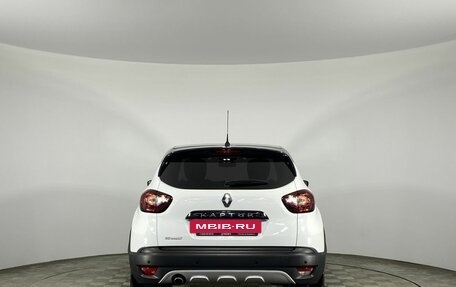 Renault Kaptur I рестайлинг, 2018 год, 1 560 000 рублей, 8 фотография