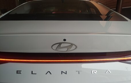 Hyundai Elantra, 2023 год, 2 170 000 рублей, 8 фотография