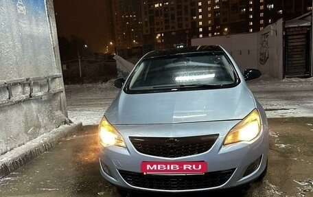 Opel Astra J, 2011 год, 750 000 рублей, 7 фотография