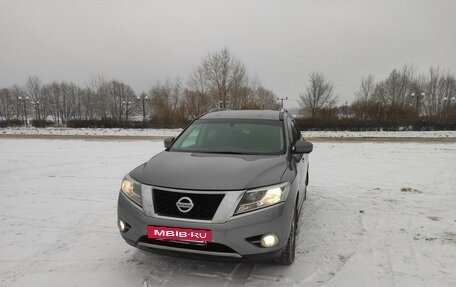 Nissan Pathfinder, 2014 год, 1 650 000 рублей, 2 фотография