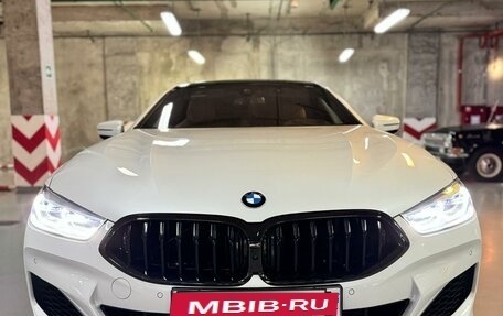 BMW 8 серия, 2021 год, 10 300 000 рублей, 2 фотография