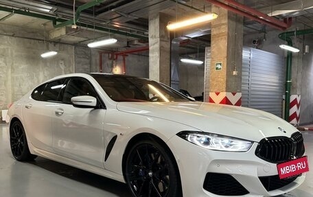 BMW 8 серия, 2021 год, 10 300 000 рублей, 11 фотография