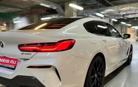 BMW 8 серия, 2021 год, 10 300 000 рублей, 7 фотография