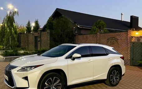 Lexus RX IV рестайлинг, 2018 год, 4 800 000 рублей, 7 фотография