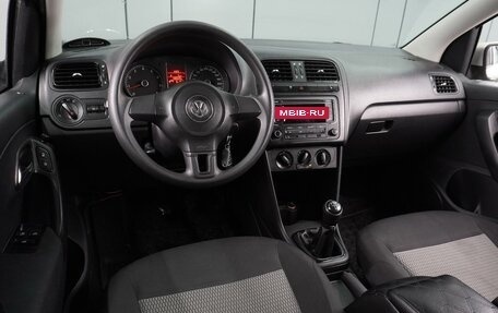 Volkswagen Polo VI (EU Market), 2013 год, 849 000 рублей, 6 фотография