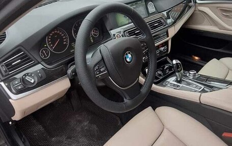 BMW 5 серия, 2011 год, 1 900 000 рублей, 3 фотография