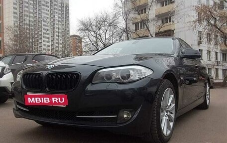 BMW 5 серия, 2011 год, 1 900 000 рублей, 2 фотография