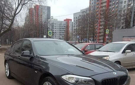 BMW 5 серия, 2011 год, 1 900 000 рублей, 6 фотография