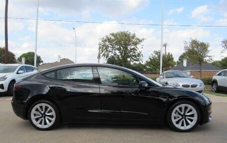 Tesla Model 3 I, 2023 год, 5 600 000 рублей, 4 фотография