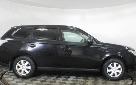 Mitsubishi Outlander III рестайлинг 3, 2012 год, 1 370 000 рублей, 4 фотография