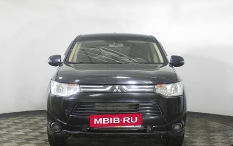 Mitsubishi Outlander III рестайлинг 3, 2012 год, 1 370 000 рублей, 2 фотография