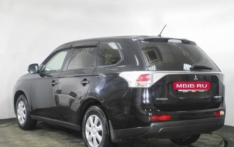 Mitsubishi Outlander III рестайлинг 3, 2012 год, 1 370 000 рублей, 7 фотография