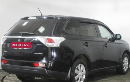 Mitsubishi Outlander III рестайлинг 3, 2012 год, 1 370 000 рублей, 5 фотография