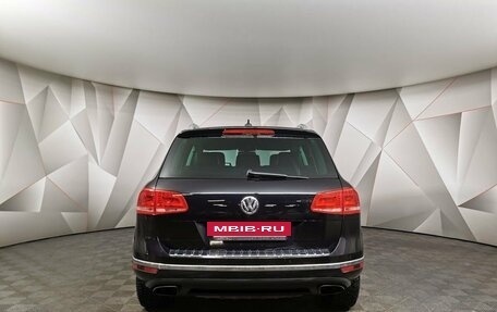 Volkswagen Touareg III, 2015 год, 2 648 000 рублей, 8 фотография