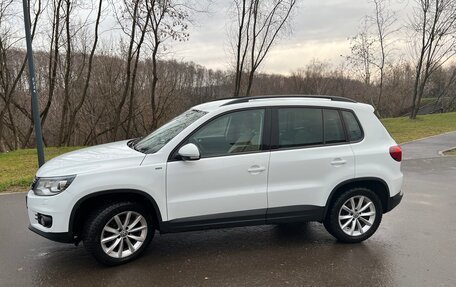 Volkswagen Tiguan I, 2015 год, 2 100 000 рублей, 4 фотография