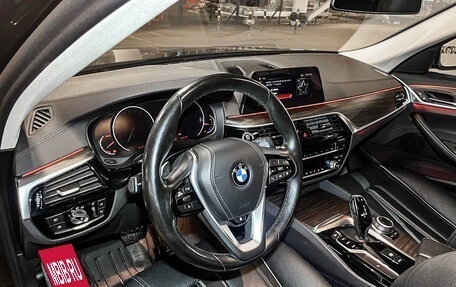 BMW 5 серия, 2019 год, 3 824 700 рублей, 16 фотография