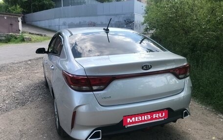 KIA Rio IV, 2021 год, 1 720 000 рублей, 2 фотография