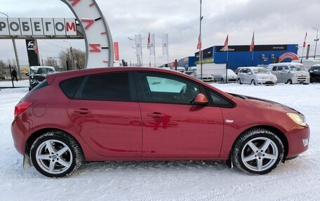 Opel Astra J, 2011 год, 749 995 рублей, 8 фотография