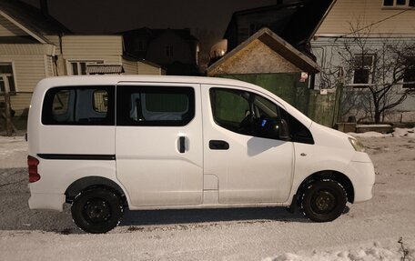 Nissan NV200, 2010 год, 1 400 000 рублей, 7 фотография