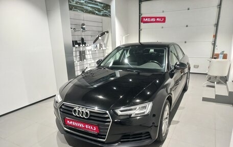 Audi A4, 2018 год, 2 199 000 рублей, 1 фотография