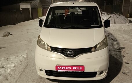 Nissan NV200, 2010 год, 1 400 000 рублей, 18 фотография