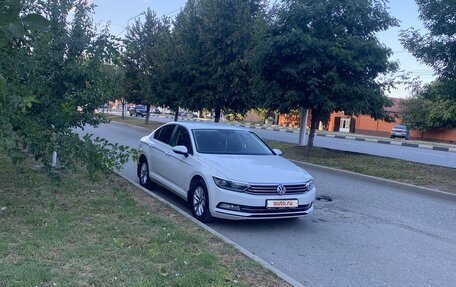 Volkswagen Passat B8 рестайлинг, 2016 год, 1 600 000 рублей, 3 фотография